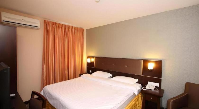 1 City Hotel Kota Kinabalu Exteriér fotografie